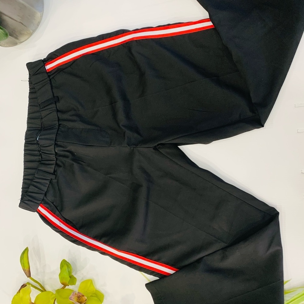 P138- Lantin Paris Black pants size M